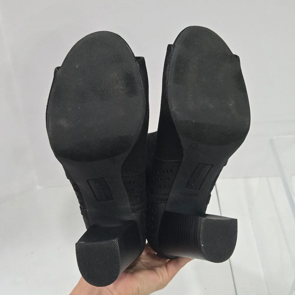 American Eagle Womens Black Peep Toe Ankle Booties Laser Cut Block Heel Size 8
